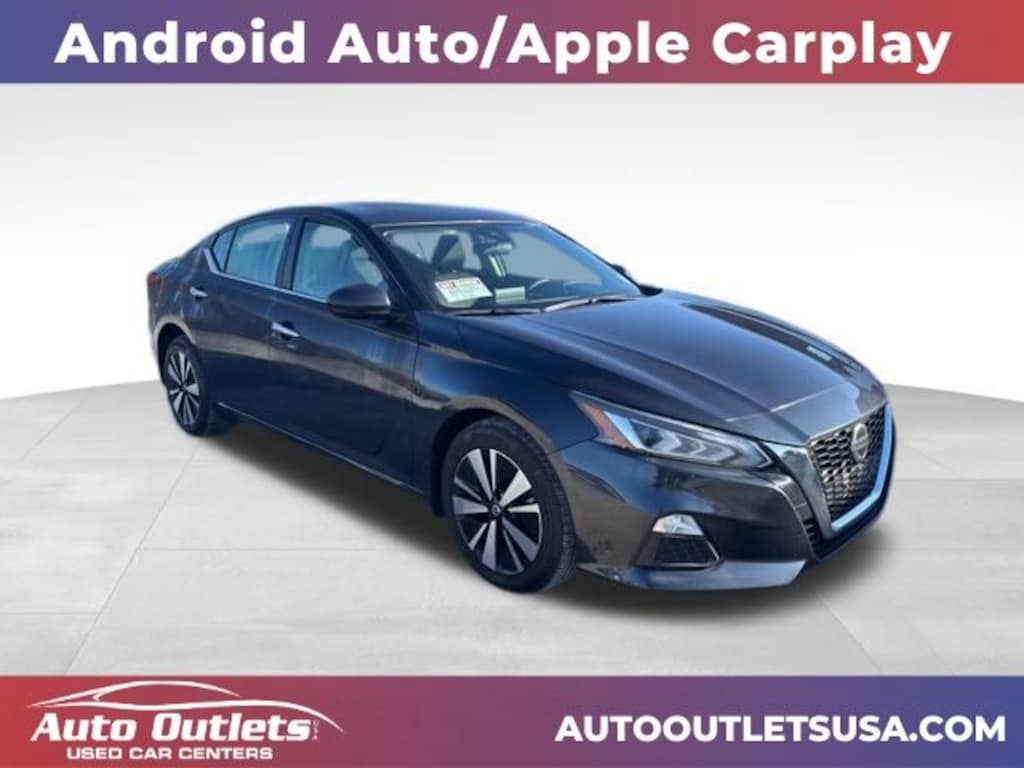 Used 2022 Nissan Altima 2.5 SV Sedan