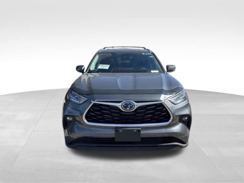 Used 2023 Toyota Highlander Hybrid Limited SUV