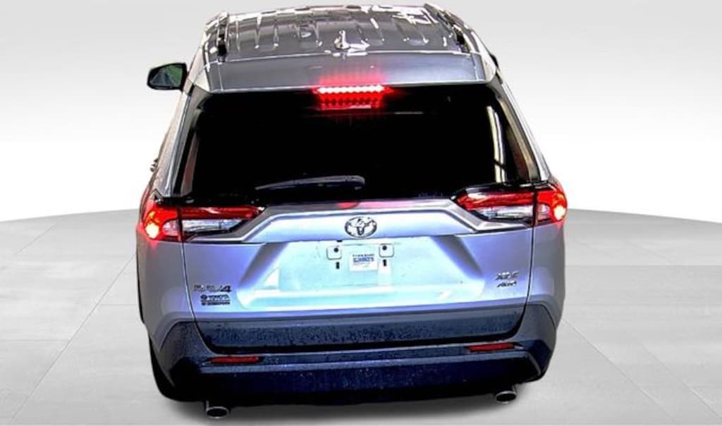 Used 2022 Toyota RAV4 XLE SUV