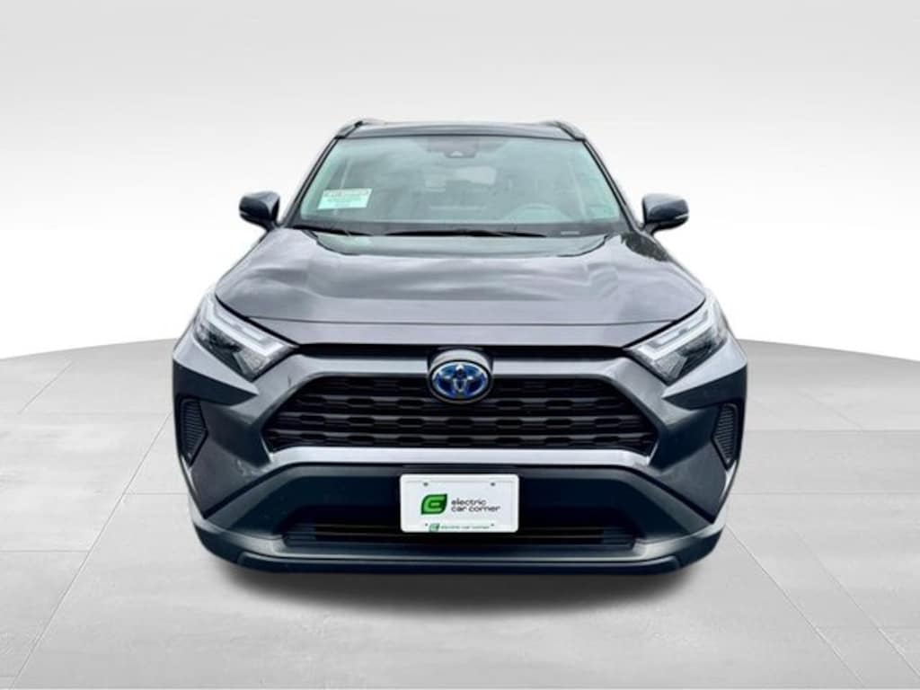 Used 2024 Toyota RAV4 Hybrid XLE SUV