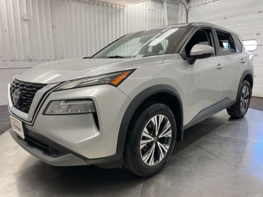 Used 2022 Nissan Rogue SV SUV