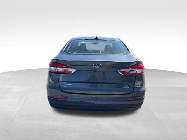 2020 Ford Fusion Hybrid SE photo 3