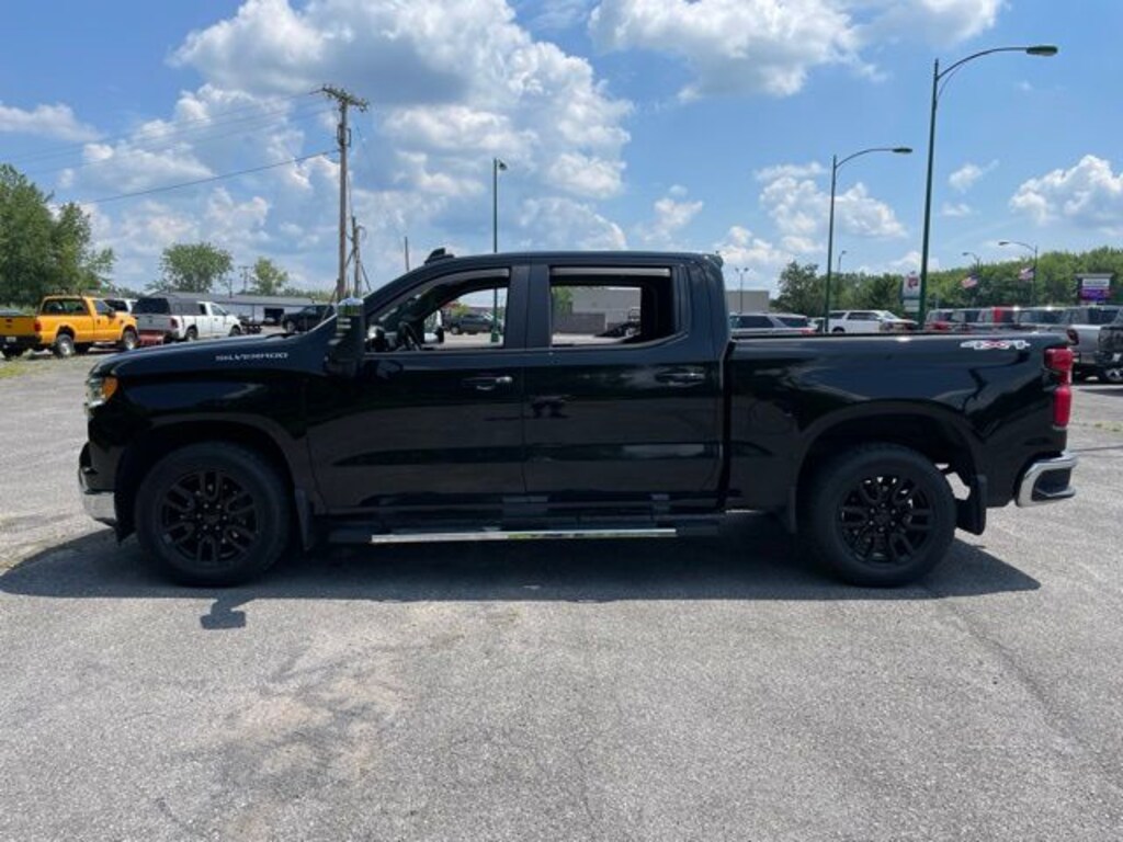 Used 2022 Chevrolet Silverado 1500 LT Truck Crew Cab