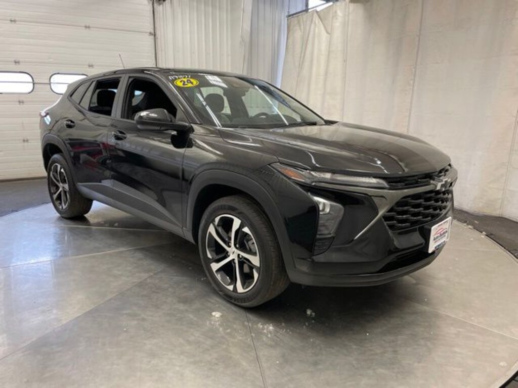 Used 2024 Chevrolet Trax 1RS SUV