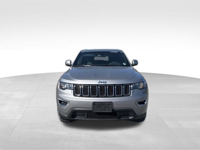 2020 Jeep Grand Cherokee Laredo E photo 2