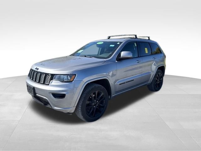 2019 Jeep Grand Cherokee Altitude photo 2