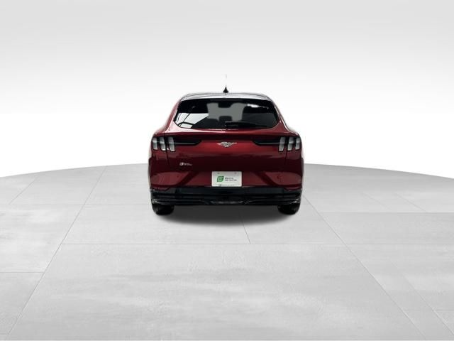 2021 Ford Mustang Mach-E Premium photo 4