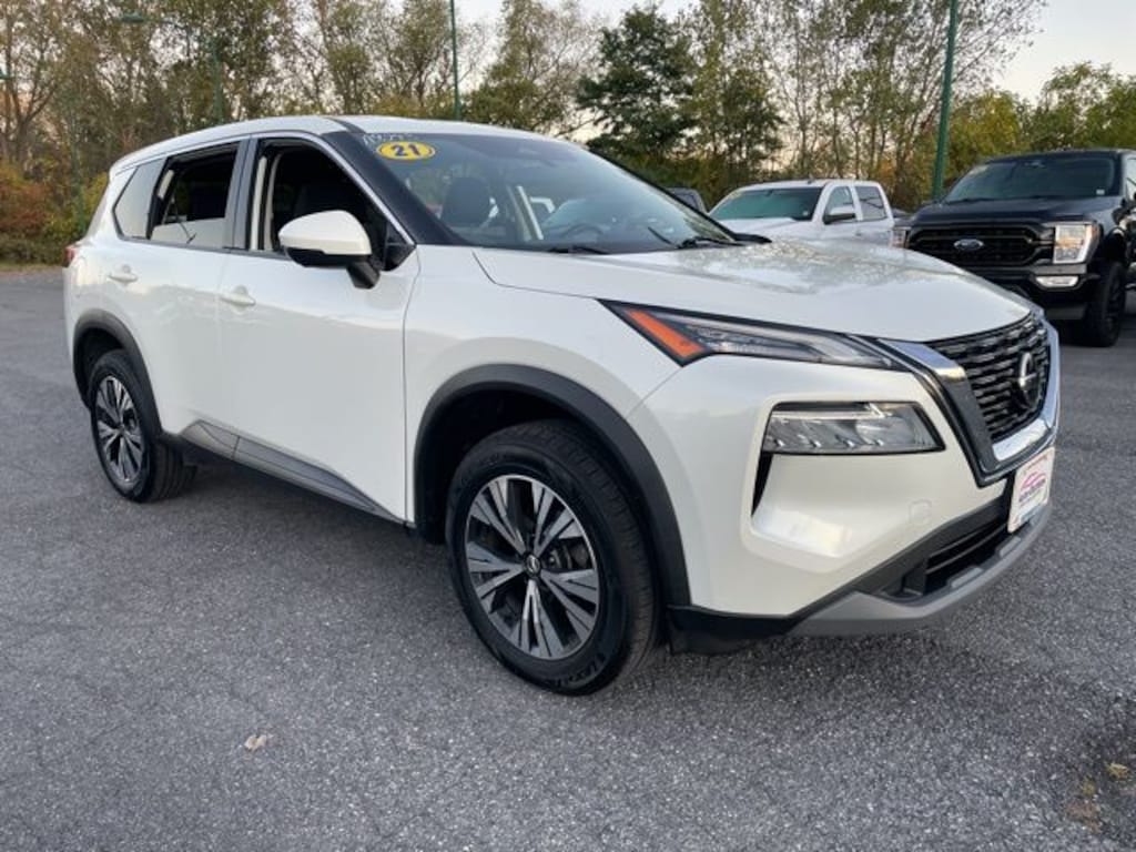 Used 2021 Nissan Rogue SV SUV