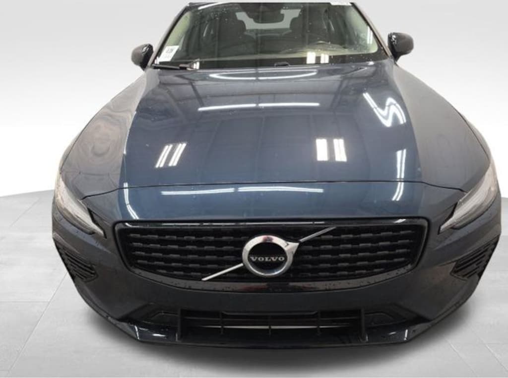 Used 2021 Volvo S60 Recharge Plug-In Hybrid T8 R-Design Expression Sedan