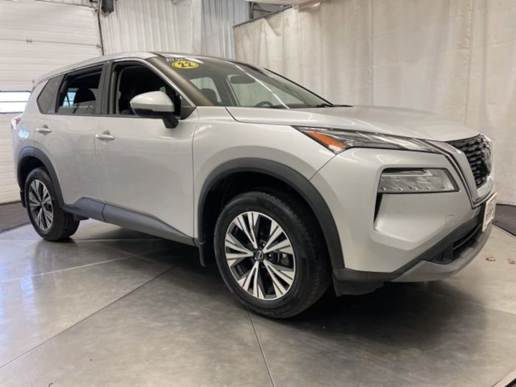 Used 2022 Nissan Rogue SV SUV