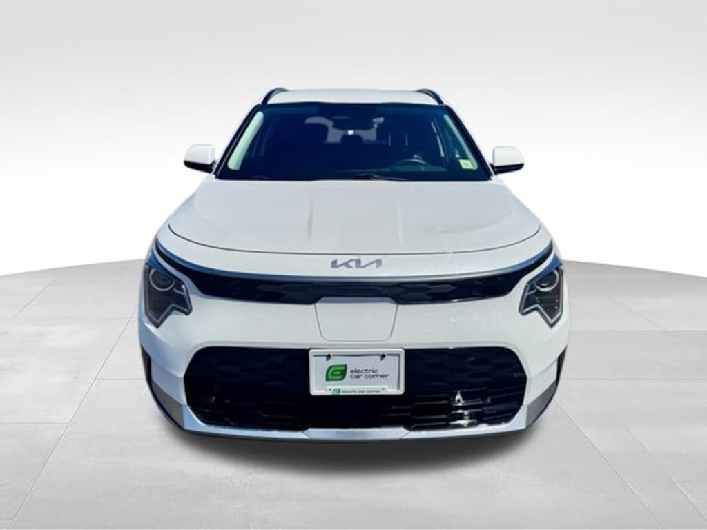 Used 2023 Kia Niro EV Wind SUV