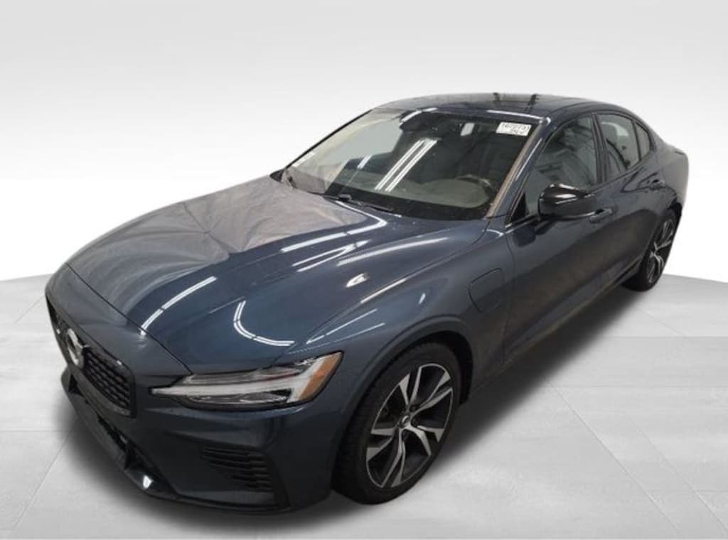 Used 2021 Volvo S60 Recharge Plug-In Hybrid T8 R-Design Expression Sedan