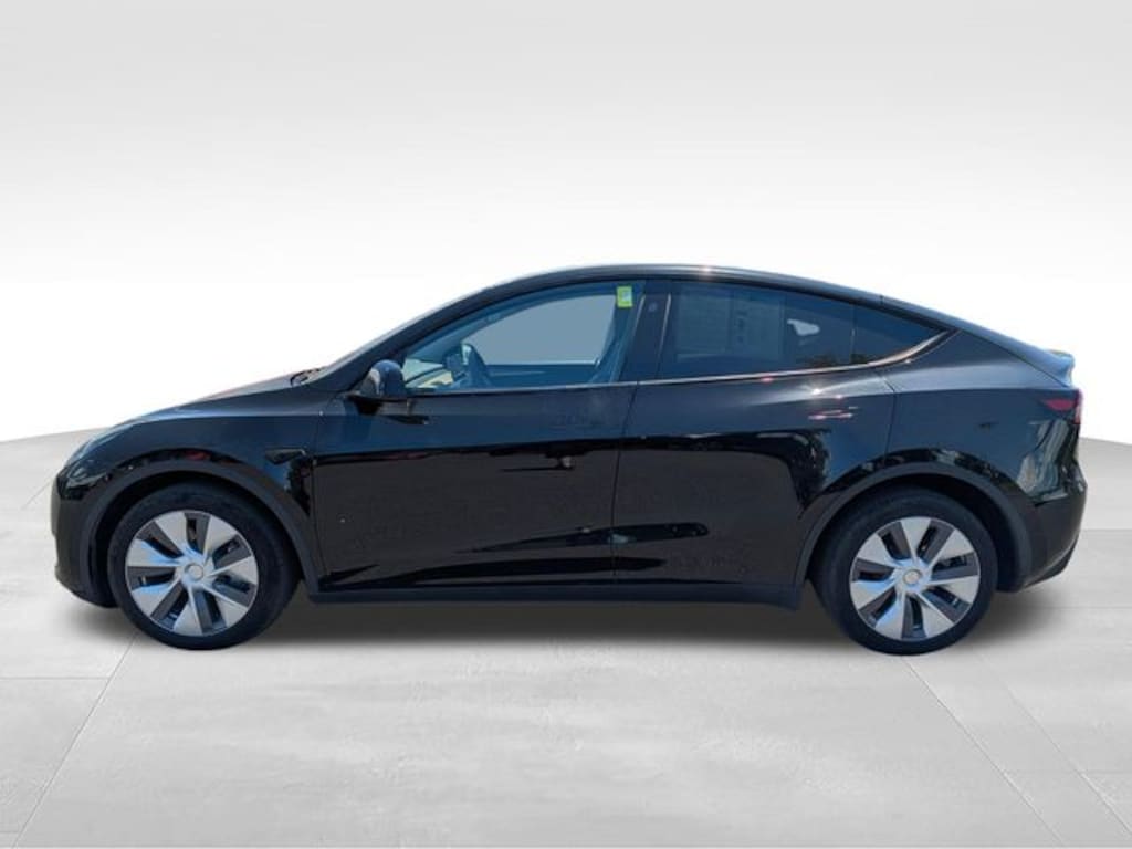Used 2023 Tesla Model Y Long Range SUV