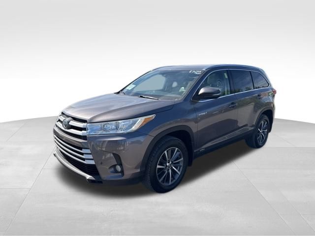 2019 Toyota Highlander Hybrid XLE photo 3
