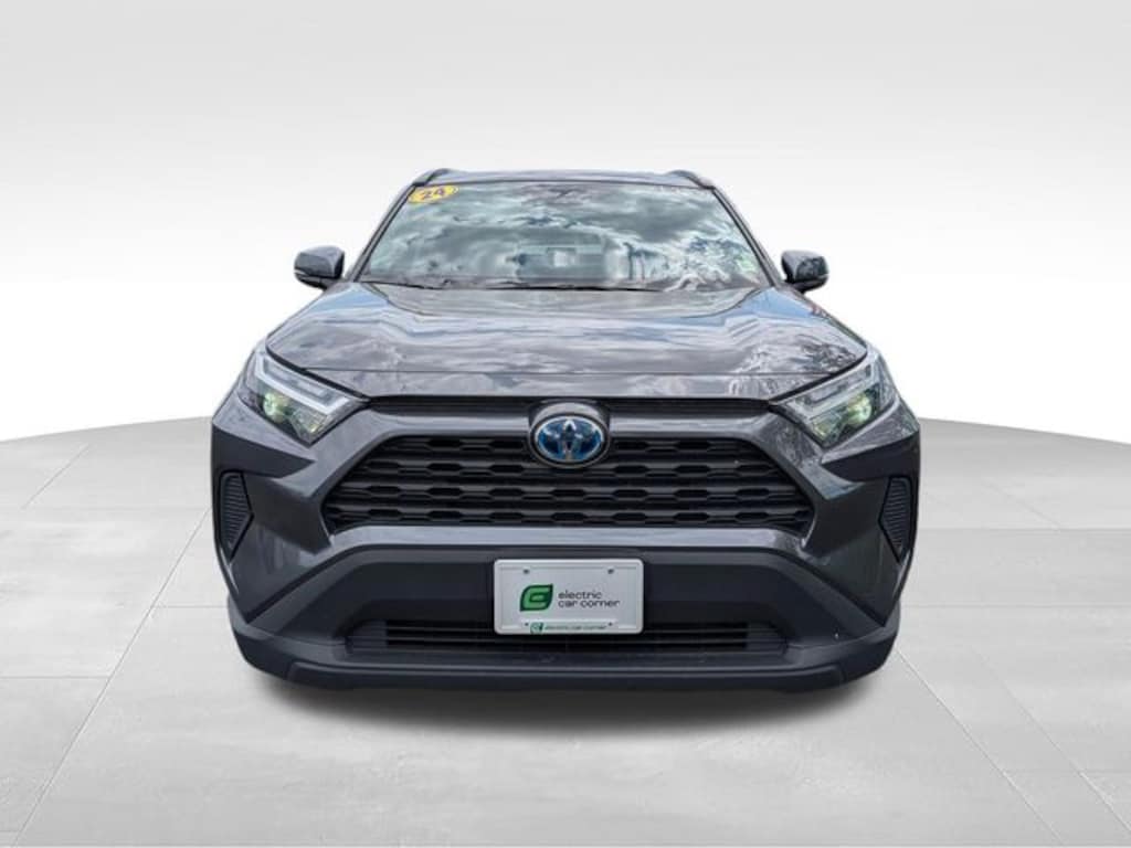 Used 2024 Toyota RAV4 Hybrid XLE SUV