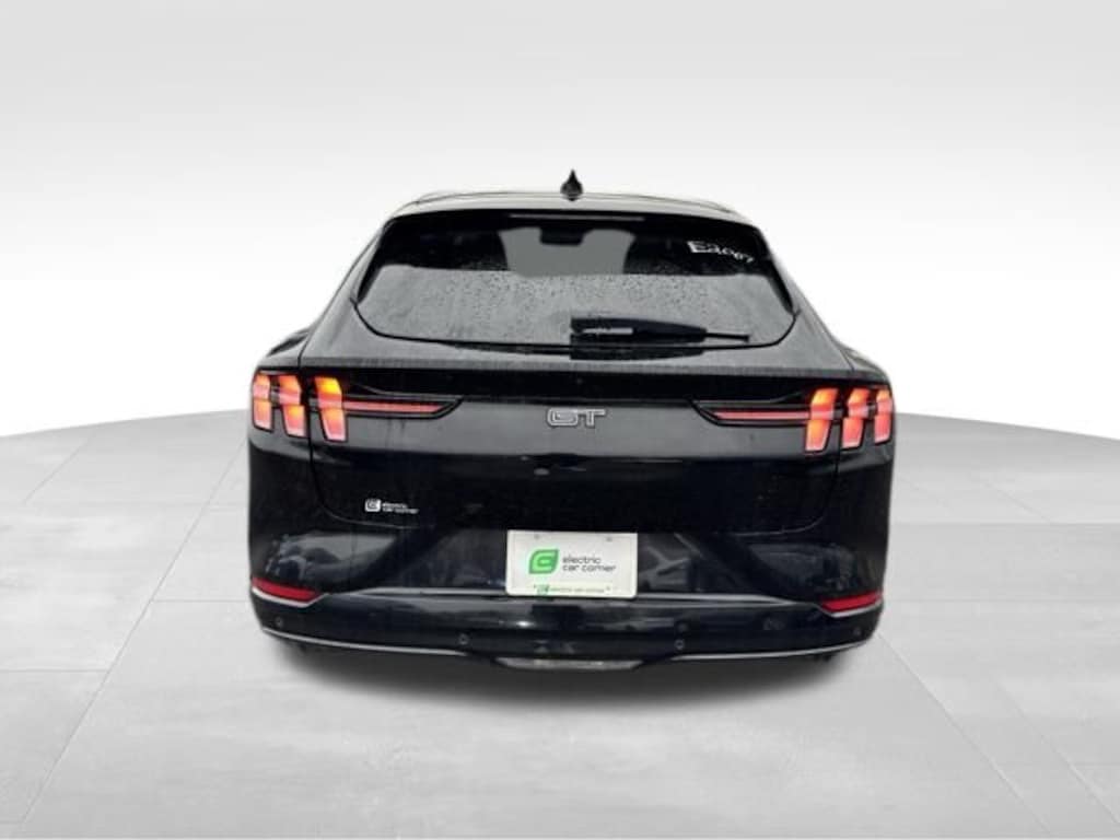 Used 2022 Ford Mustang Mach-E GT SUV