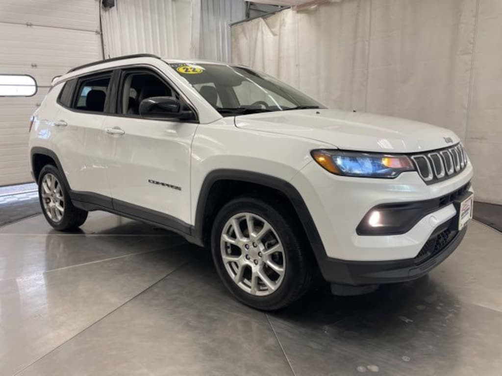 Used 2022 Jeep Compass Latitude Lux SUV