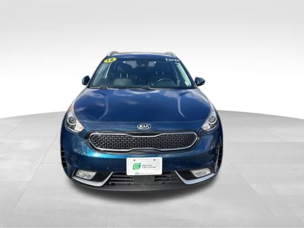 Used 2018 Kia Niro Touring SUV