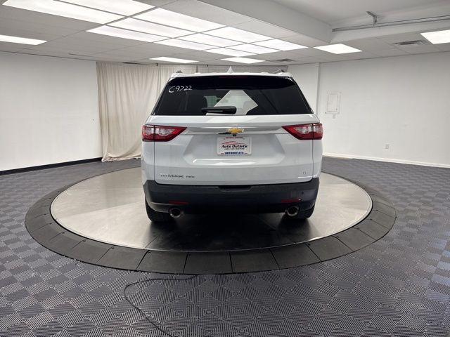 2021 Chevrolet Traverse photo 3