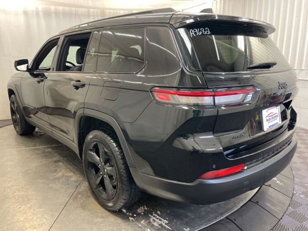 Used 2023 Jeep Grand Cherokee Altitude SUV