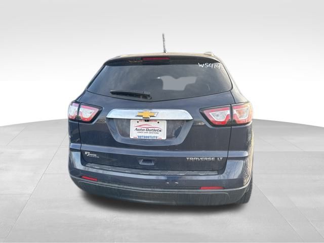 2015 Chevrolet Traverse 2LT photo 3