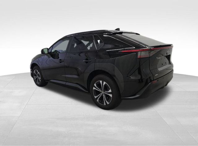 2024 Toyota bZ4X XLE photo 3