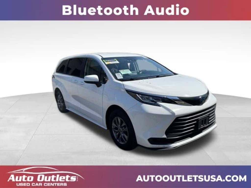 Used 2023 Toyota Sienna LE Van Passenger Van