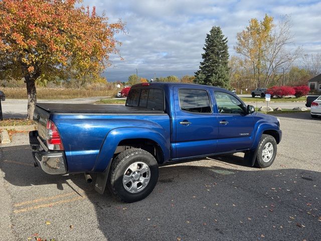 2015 Toyota Tacoma Base photo 4