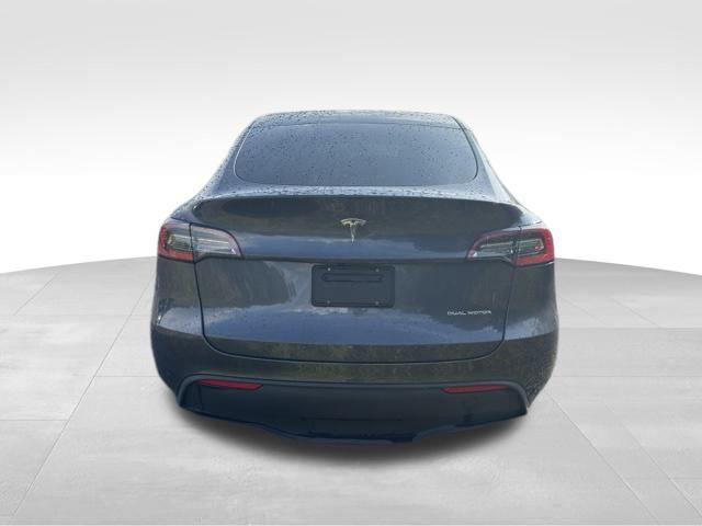 2021 Tesla Model Y Long Range photo 4