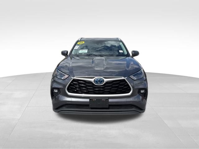 2023 Toyota Highlander Hybrid XLE photo 2