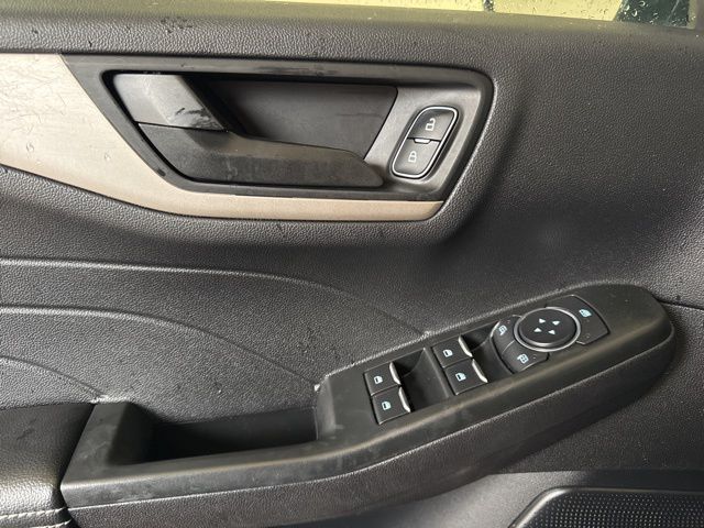 2022 Ford Escape SE - Photo 14