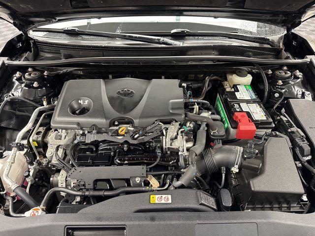 2018 Toyota Camry LE photo 3