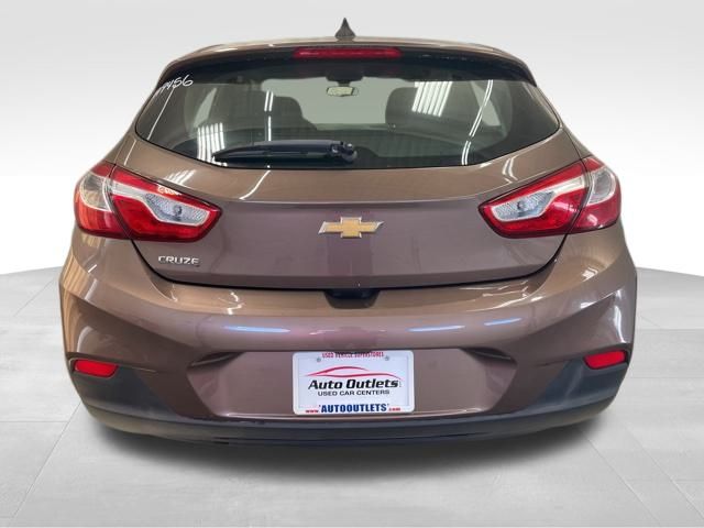 2019 Chevrolet Cruze LS photo 3