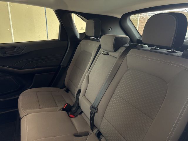 2022 Ford Escape SE - Photo 16