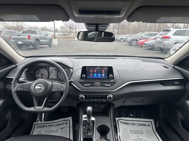 2024 Nissan Altima S - Photo 17