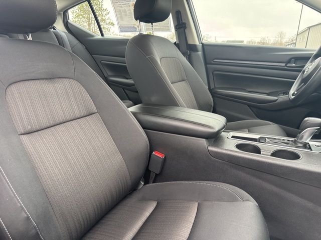 2024 Nissan Altima S - Photo 13