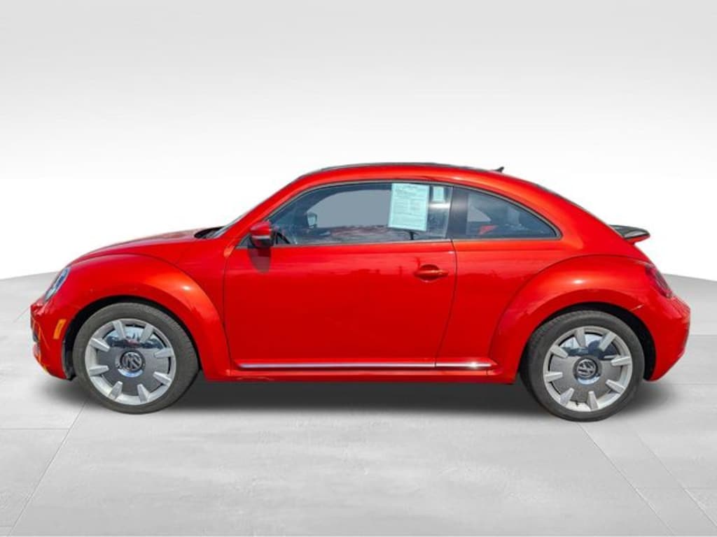 Used 2016 Volkswagen Beetle 1.8T SEL Hatchback