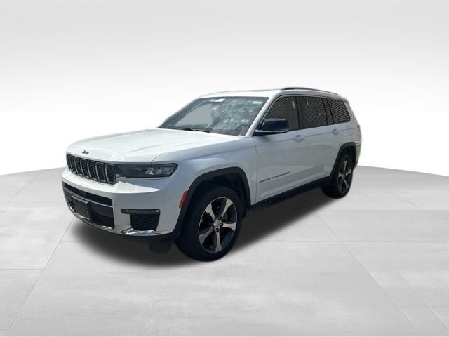 2023 Jeep Grand Cherokee Limited photo 3