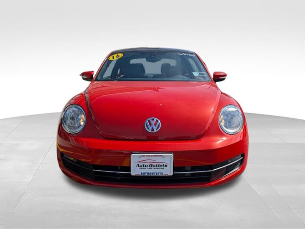 Used 2016 Volkswagen Beetle 1.8T SEL Hatchback