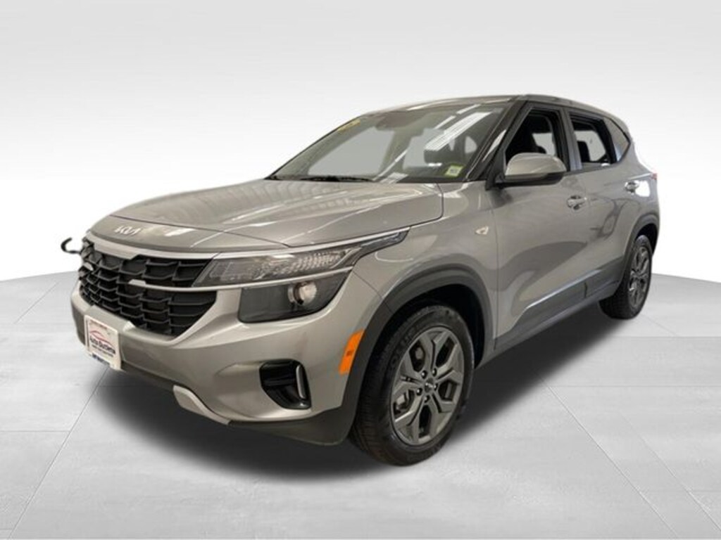 Used 2026 Kia Seltos LX SUV