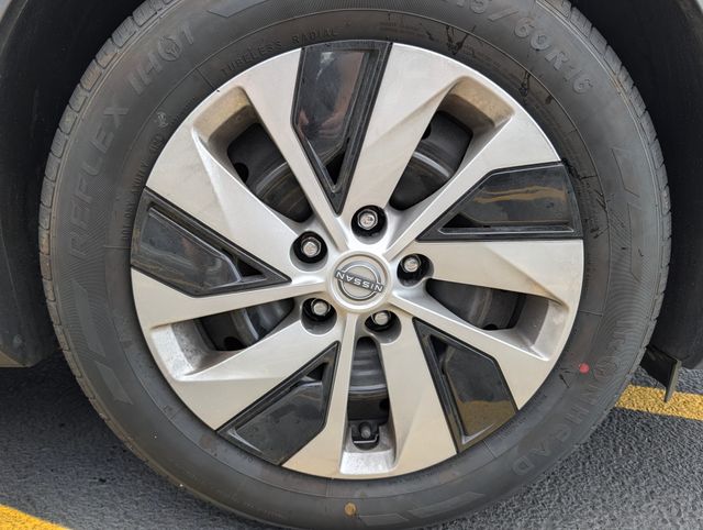 2024 Nissan Altima S - Photo 10