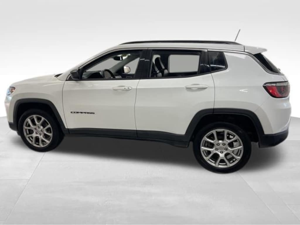 Used 2022 Jeep Compass Latitude Lux SUV