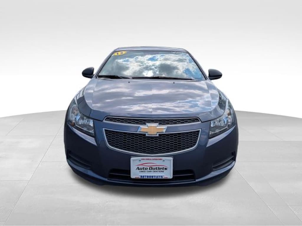 Used 2013 Chevrolet Cruze LS Sedan