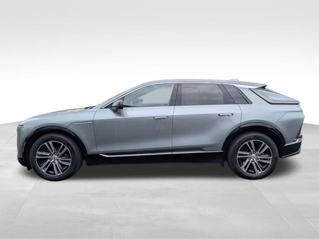 Used 2024 CADILLAC Lyriq Luxury SUV