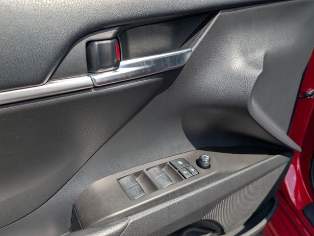 2023 Toyota Camry SE - Photo 15