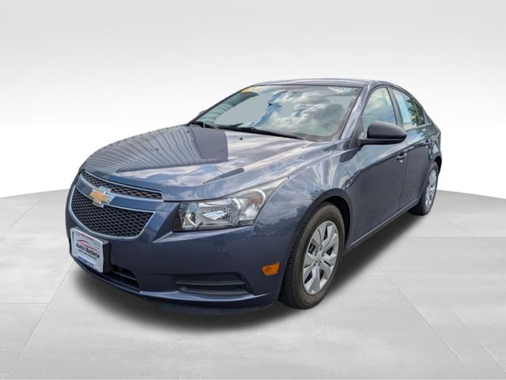 Used 2013 Chevrolet Cruze LS Sedan