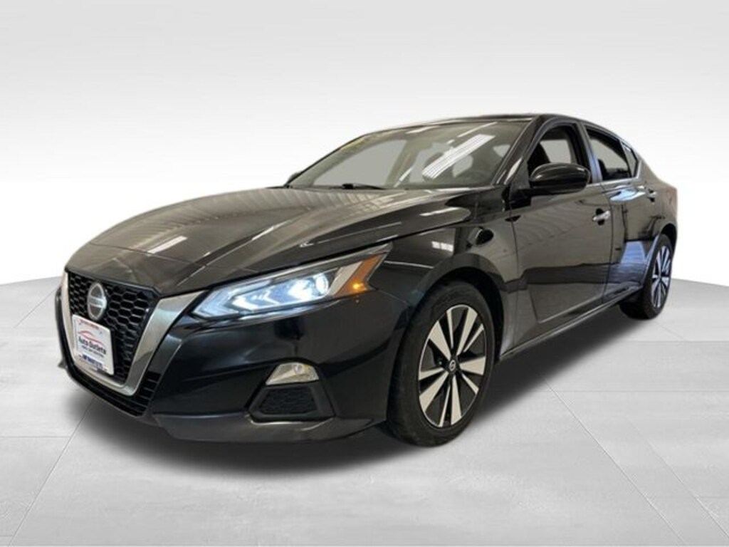 Used 2021 Nissan Altima 2.5 SV Sedan