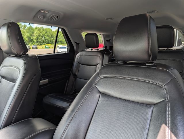 2022 Ford Explorer Limited - Photo 12