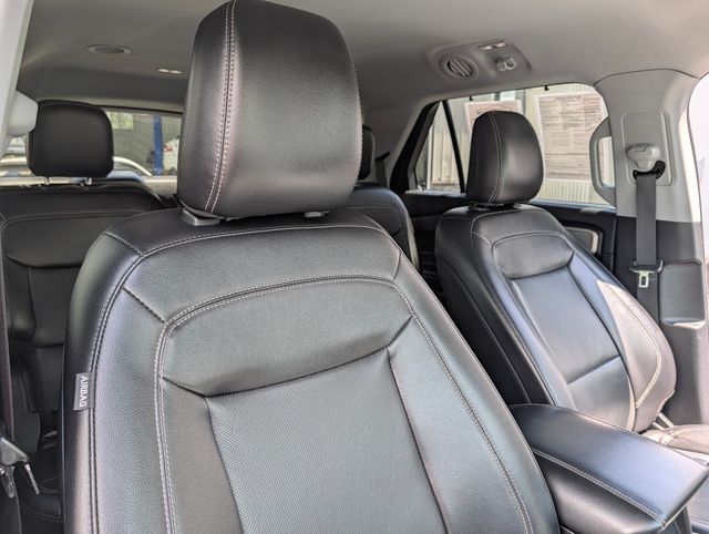 2022 Ford Explorer Limited - Photo 13