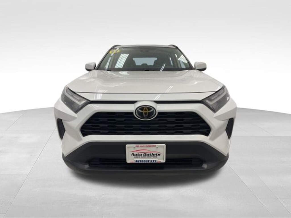 Used 2022 Toyota RAV4 XLE SUV
